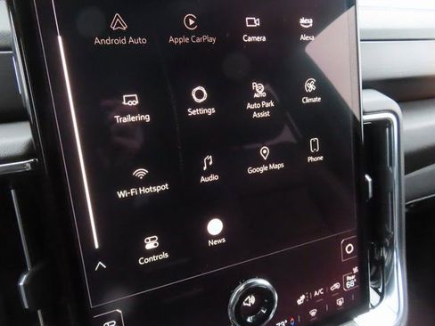 Certified 2025 GMC Yukon XL Denali image 21