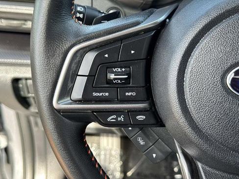 Used 2021 Subaru Crosstrek 2.0i Premium w/ Moonroof Package image 10