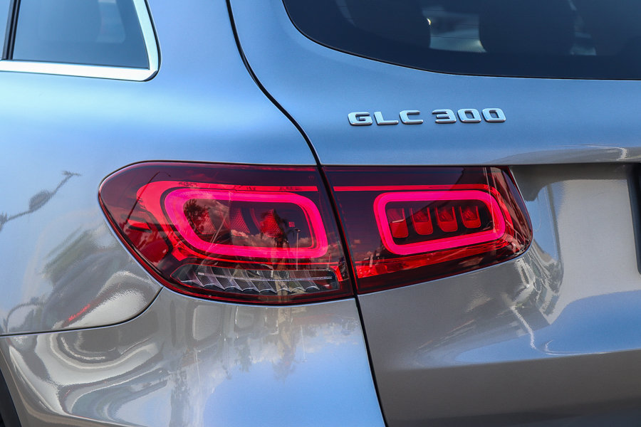 Used 2020 Mercedes-Benz GLC 300 image 9