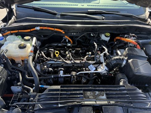 Used 2022 Ford Escape SEL image 28