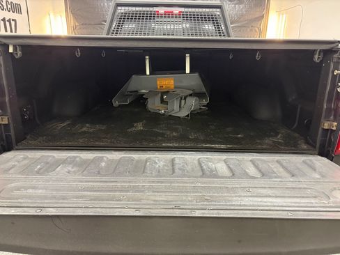 Used 2011 RAM 3500 Laramie AWD/4WD image 22