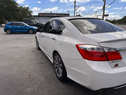 Used 2013 Honda Accord Sport image 5