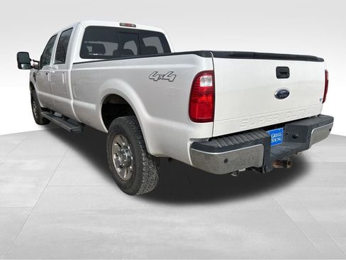 Used 2010 Ford F350 Lariat image 4