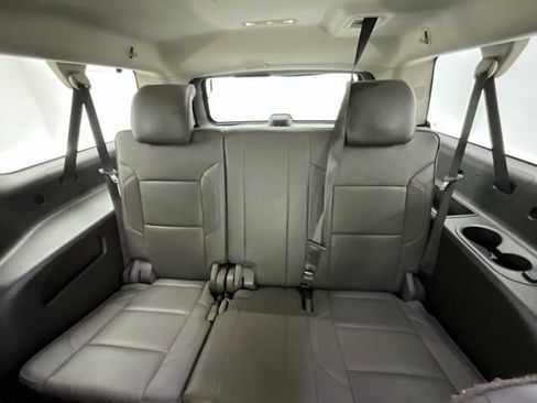 Used 2019 GMC Yukon XL Denali w/ Denali Ultimate Package AWD/4WD image 8