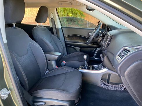 Used 2018 Jeep Compass Sport AWD/4WD image 51