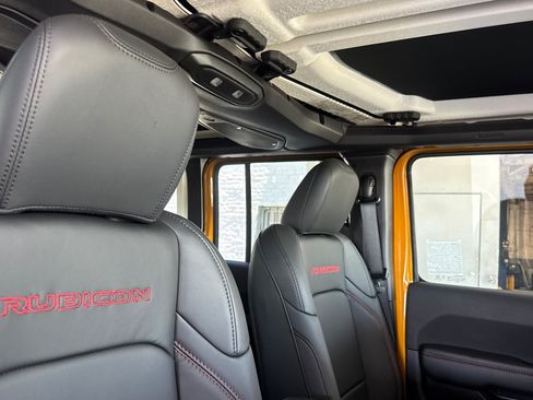 New 2026 Jeep Wrangler Unlimited Rubicon AWD/4WD image 15