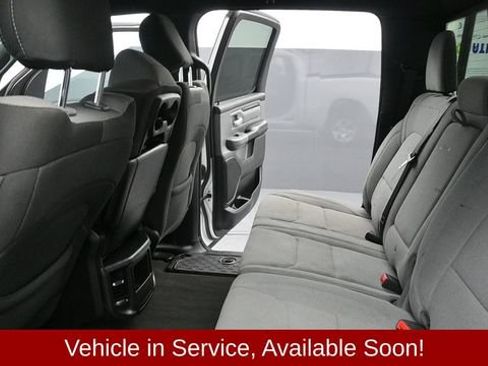 Used 2022 RAM 1500 Big Horn AWD/4WD image 22