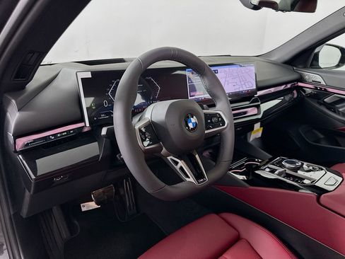 New 2026 BMW 530i xDrive w/ M Sport Package image 9