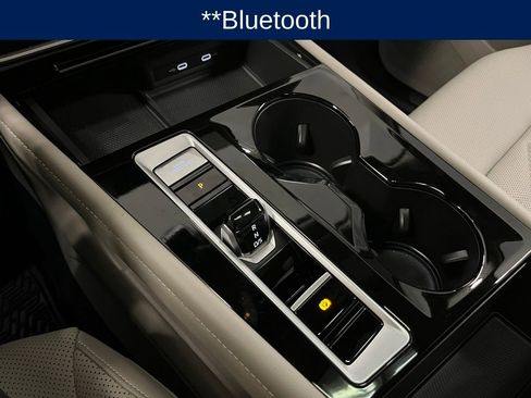 Used 2024 Volkswagen Atlas SE w/ Panoramic Sunroof Package AWD/4WD image 15