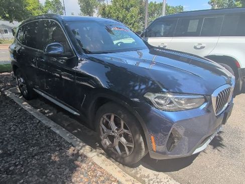 Used 2022 BMW X3 xDrive30i w/ Premium Package 2 (ZPA) AWD/4WD image 4