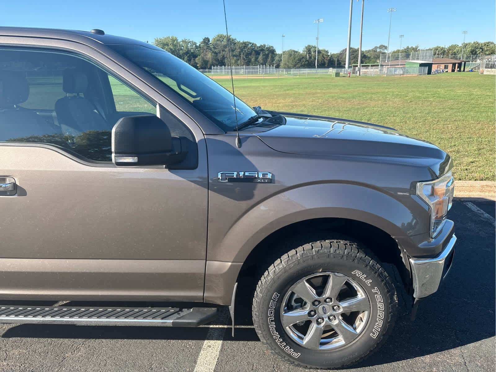 Used 2018 Ford F150 XLT w/ Equipment Group 302A Luxury AWD/4WD image 2
