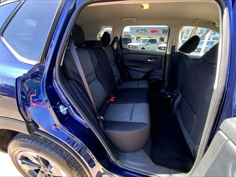 Used 2024 Nissan Rogue SV image 20