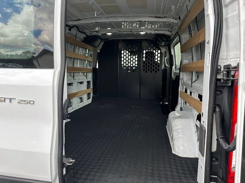 Used 2025 Ford Transit 250 Low Roof w/ Exterior Upgrade Package RWD image 14