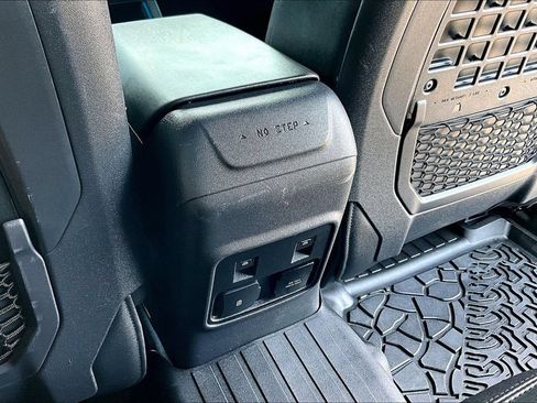 Certified 2024 Ford Bronco Black Diamond AWD/4WD image 33