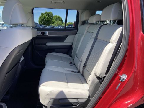 Used 2025 Hyundai Santa Fe SEL AWD/4WD image 15