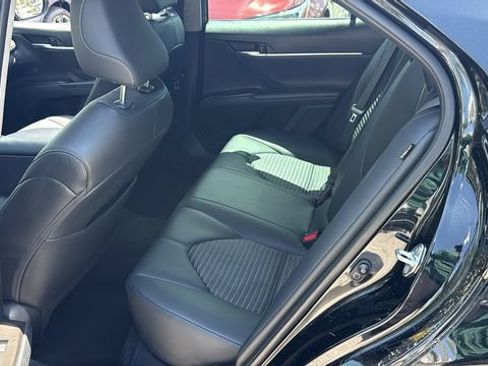 Used 2023 Toyota Camry SE FWD image 15