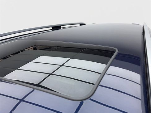 Used 2021 Mercedes-Benz GLS 450 4MATIC image 13