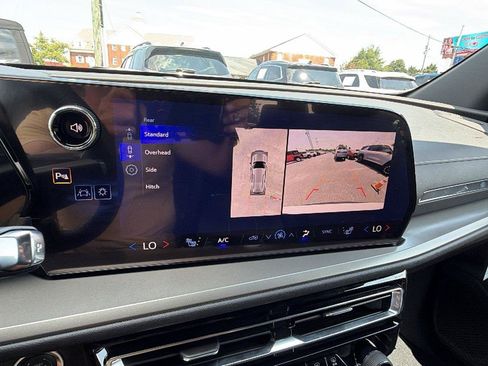 New 2026 Chevrolet Traverse LT w/ Driver Confidence Package FWD image 28