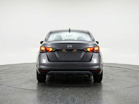 Used 2025 Nissan Versa SV image 7