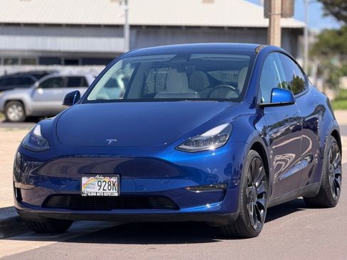 Used 2022 Tesla Model Y Performance image 1