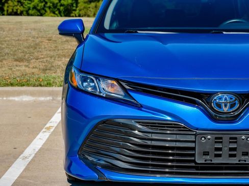 Used 2020 Toyota Camry LE image 50