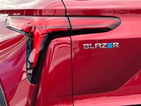 Used 2026 Chevrolet Blazer EV LT image 43