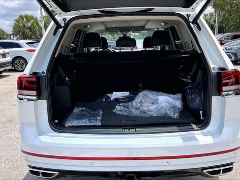 New 2026 Volkswagen Atlas SEL Premium R-Line AWD/4WD image 15