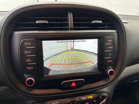 Used 2021 Kia Soul S image 27