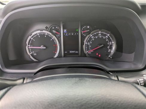 Used 2024 Toyota 4Runner TRD Off-Road Premium image 15