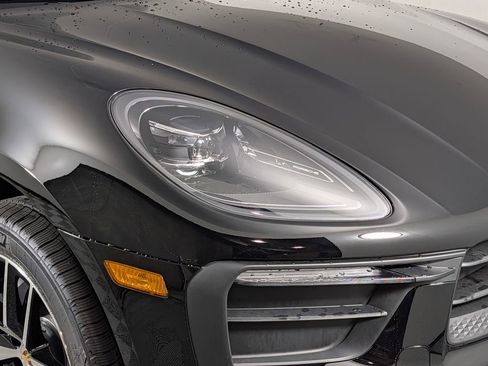 New 2026 Porsche Macan AWD/4WD image 14