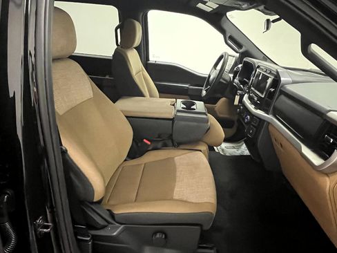 Used 2023 Ford F150 XLT image 13