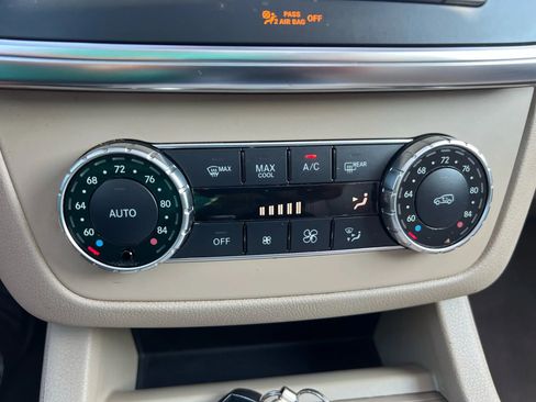 Used 2015 Mercedes-Benz GL 450 4MATIC image 64