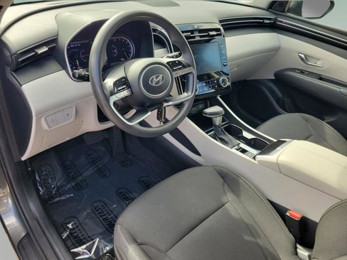 Used 2022 Hyundai Tucson SE w/ Cargo Package image 13