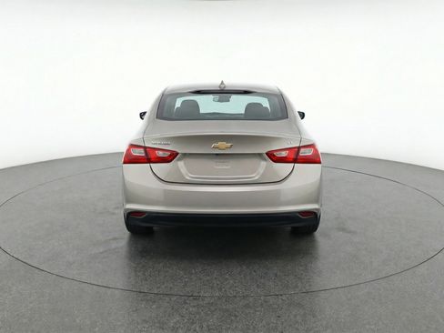 Used 2024 Chevrolet Malibu LT image 7