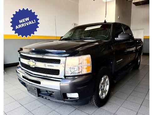 Used 2011 Chevrolet Silverado 1500 LT w/ All-Star Edition RWD image 1