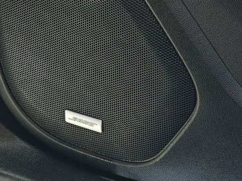 Used 2020 GMC Acadia SLT image 34