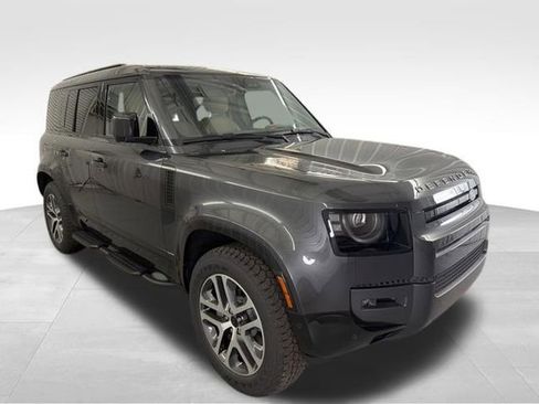 New 2026 Land Rover Defender 110 X-Dynamic SE AWD/4WD image 3