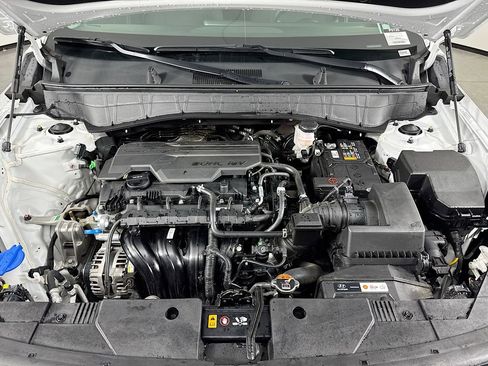 Certified 2025 Hyundai Kona SEL image 31