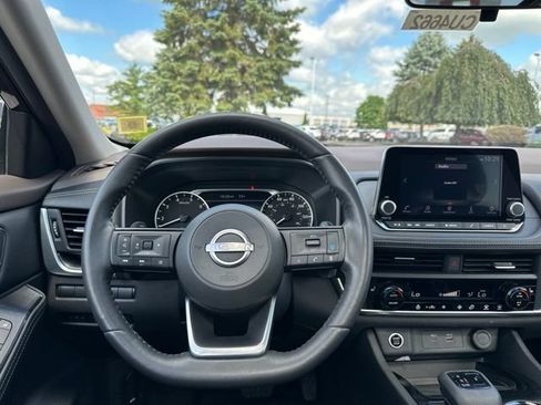 Certified 2023 Nissan Rogue SV w/ SV Premium B Package AWD/4WD image 14