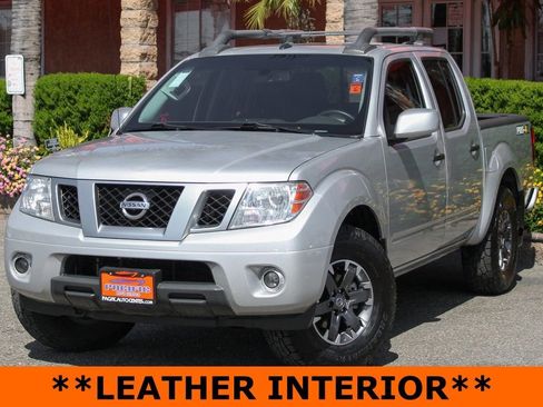 Used 2021 Nissan Frontier PRO-4X w/ Pro-4x Utility Package image 4