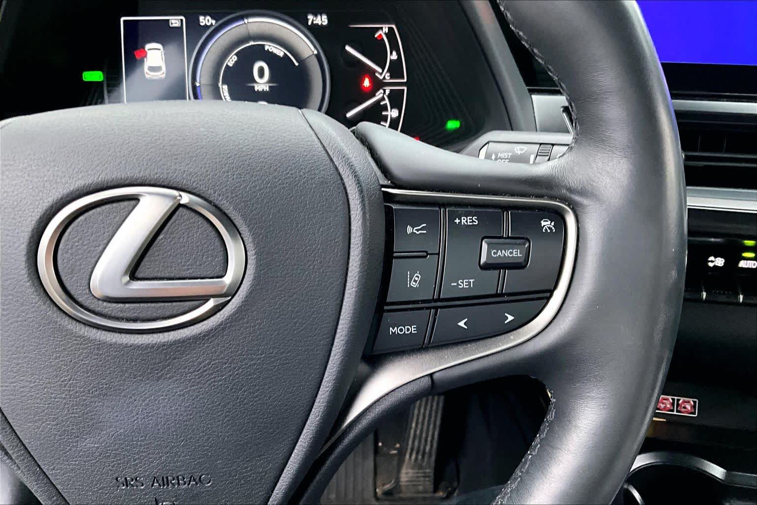 Used 2024 Lexus UX 250h AWD w/ Premium Package image 25
