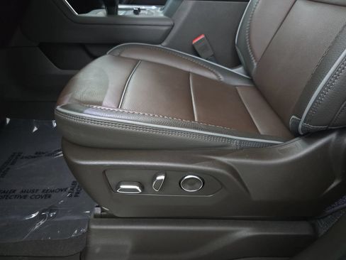 Used 2024 GMC Sierra 1500 Denali AWD/4WD image 29