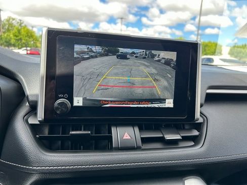 Certified 2025 Toyota RAV4 XLE image 21