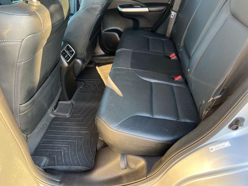 Used 2015 Honda CR-V Touring image 9