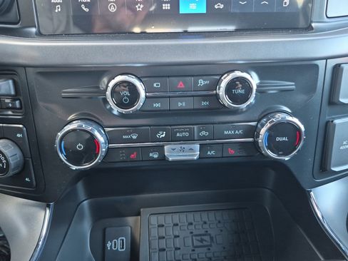 New 2025 Ford F150 XLT w/ Equipment Group 302A MID image 36