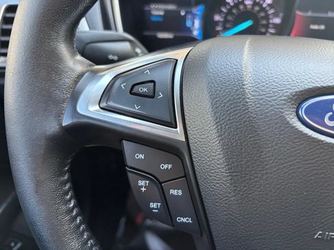 Used 2018 Ford Fusion Energi SE FWD image 30