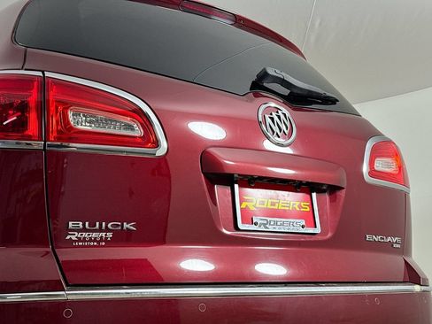 Used 2016 Buick Enclave Leather AWD/4WD image 26