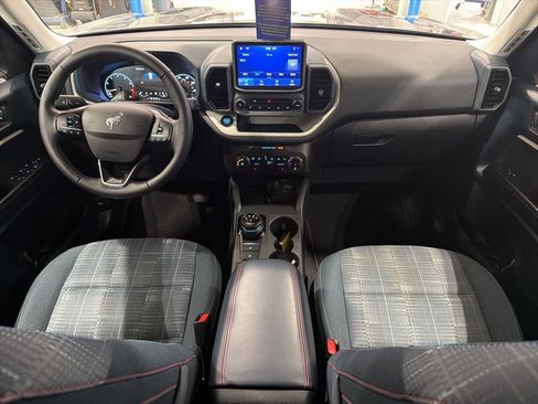 Used 2023 Ford Bronco Sport Heritage w/ Heritage Convenience Package image 5