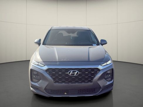 Used 2020 Hyundai Santa Fe SE image 2