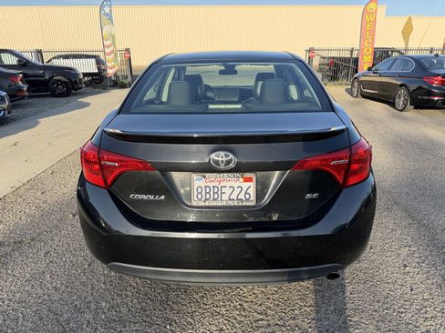 Used 2018 Toyota Corolla SE w/ Carpet Mat Package (TMS) image 6
